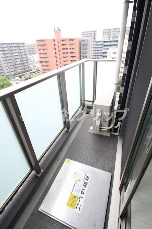LUMEED横浜阪東橋のバルコニー