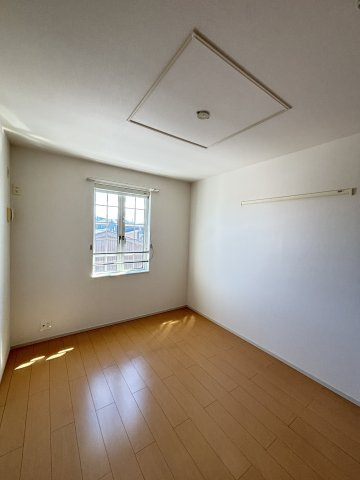 ラ　グラシアスの洋室