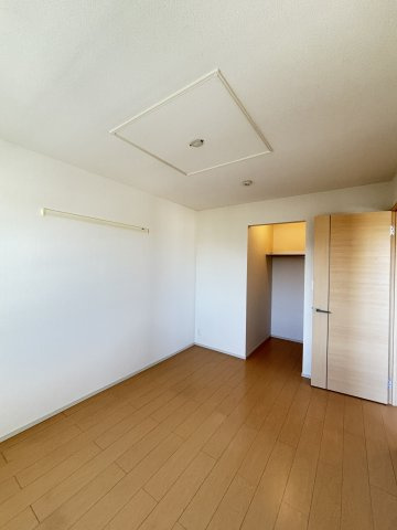 ラ　グラシアスの洋室