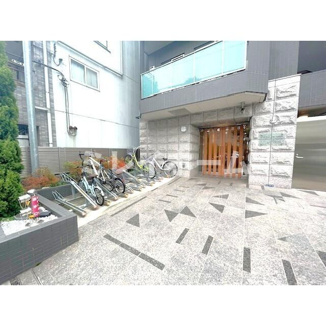 グランデュールⅦ大田中央のエントランス
