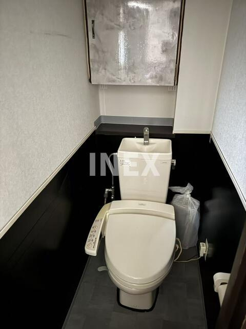 横浜市南区永楽町２丁目の賃貸マンションのトイレ