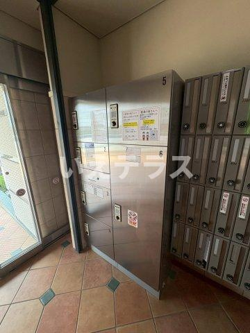 ダイドーメゾン神戸元町のロビー