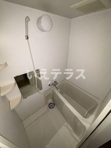 ダイドーメゾン神戸元町の浴室