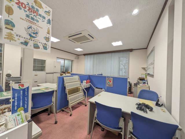 宅建会館 横浜西部のロビー