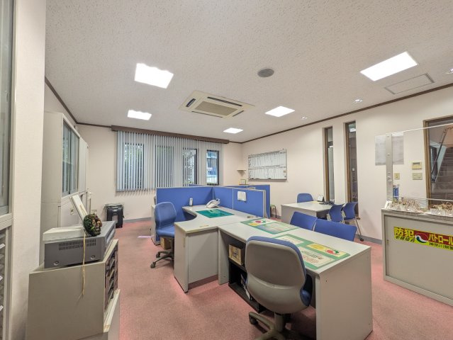 宅建会館 横浜西部のロビー