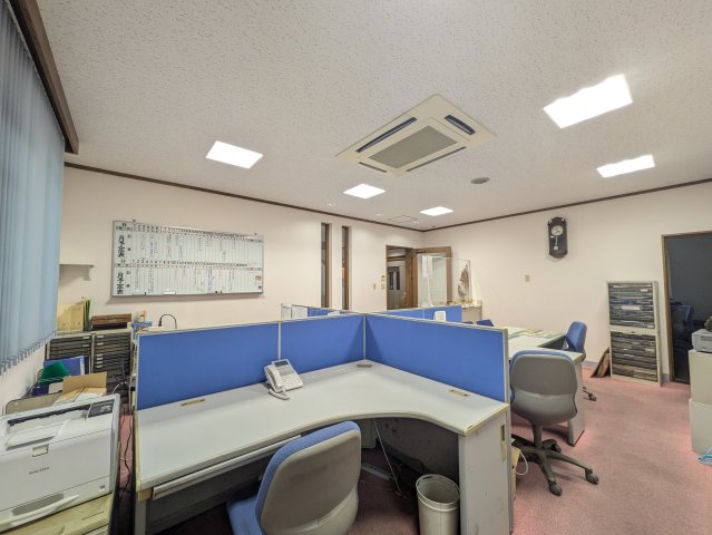 宅建会館 横浜西部のロビー