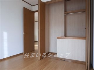 クレストール・ローゼの収納|クローゼット