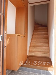 クレストール・ローゼの玄関