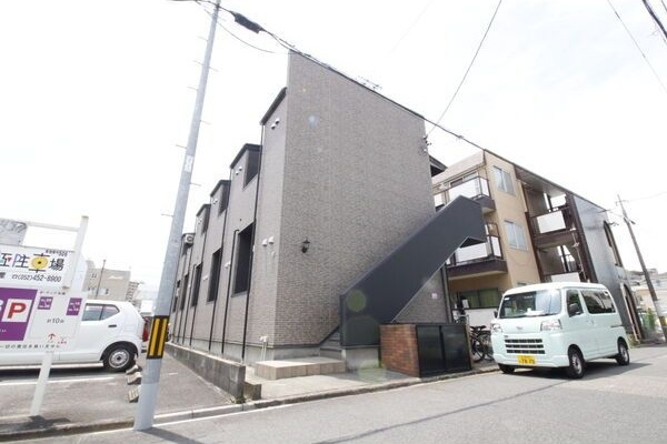 ブランノワール本陣N棟の外観