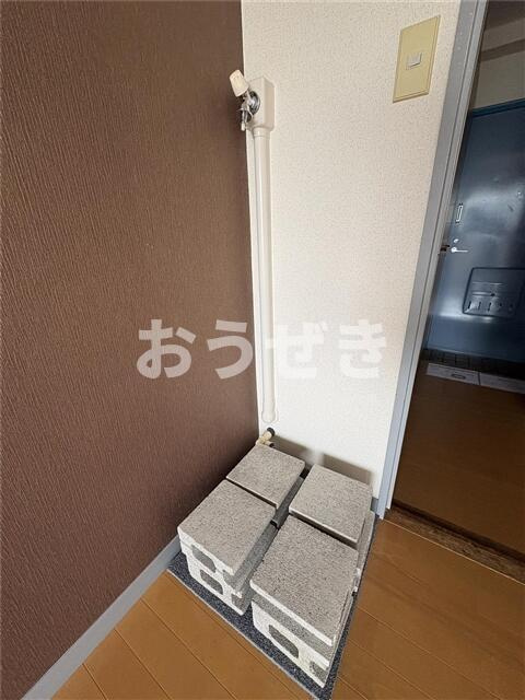 早川ビルの玄関
