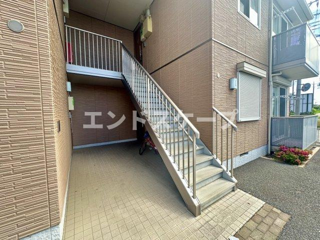 サンメゾン泉沢　Aのエントランス|高崎、前橋のお部屋探しはエンドスケープまで！お客様の理想お聞かせ下さい♪