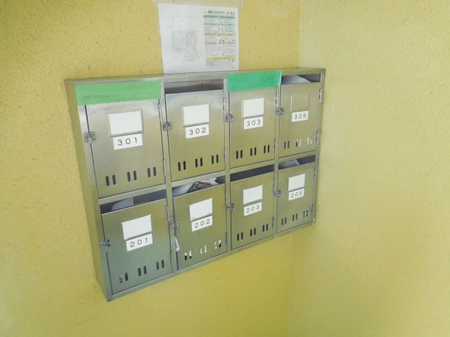 メゾンあぶののエントランス