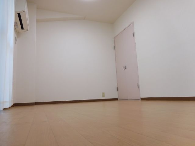 メゾンあぶのの洋室|写真は同マンション別部屋