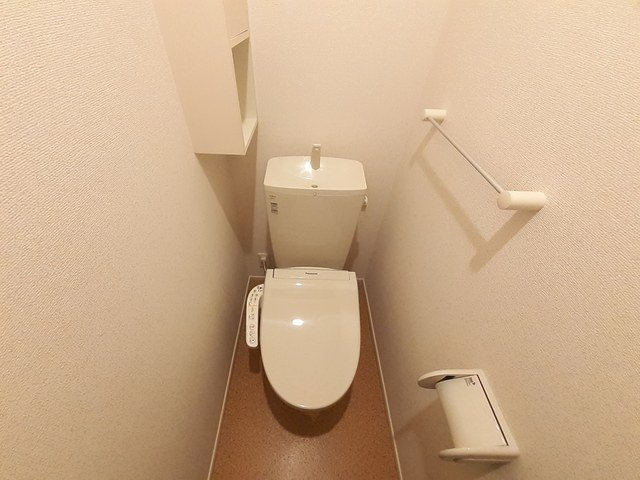 セイバリー・パークⅢのトイレ|落ち着いたトイレです