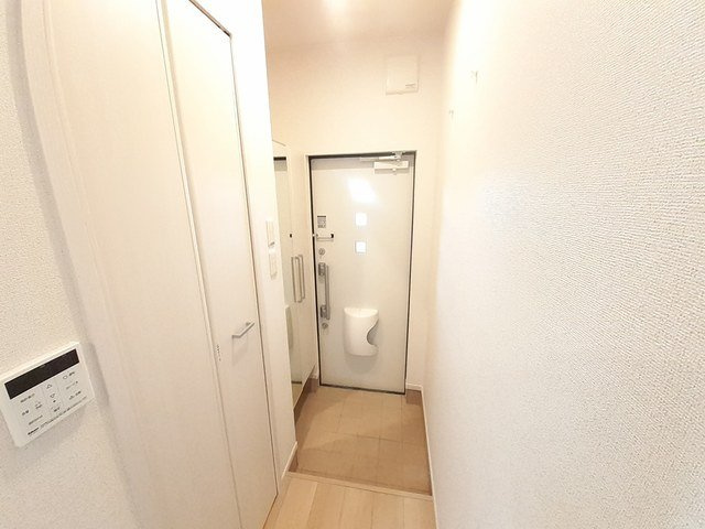 モデルノの玄関|落ち着いた玄関です