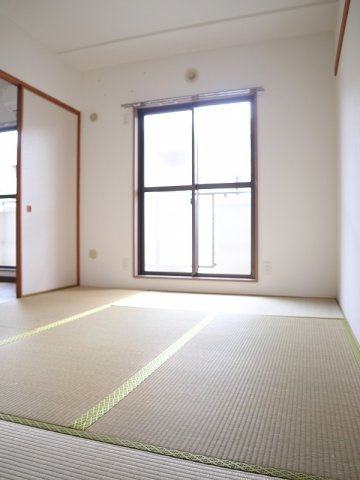 【寝室】 | 船橋夏見レジデンス | 家具家電の配置も楽しみです