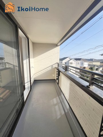 加古川市加古川町稲屋　限定1棟　新築戸建のバルコニー|◆同仕様写真◆陽当り良好のバルコニーです♪バルコニー屋根は８万円～設置可能です。