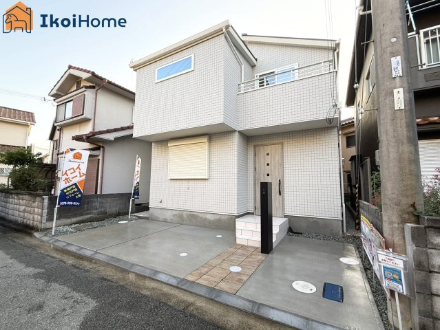 加古川市加古川町稲屋　限定1棟　新築戸建の駐車場|【ホームページに現地動画掲載中】●年中無休：当日予約可●駅近ながらお車も2台（普通車＋軽）駐車可！