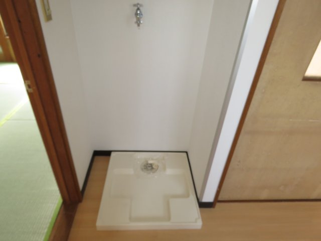ソレイユ的場のその他|洗濯機置場