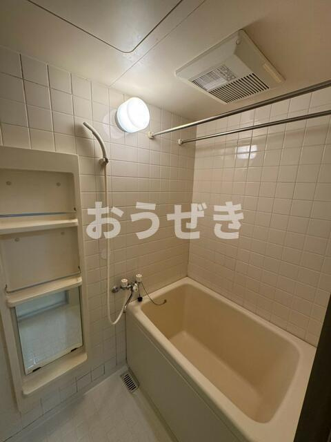 ライオンズヒルズ東戸塚の浴室