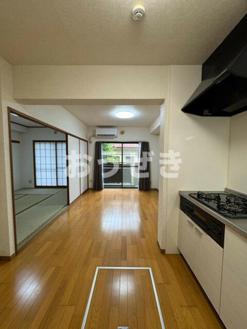 ライオンズヒルズ東戸塚の居間・リビング