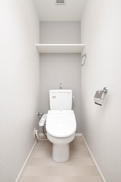 新品家具付きマンション住吉7(KaGood福岡)のトイレ