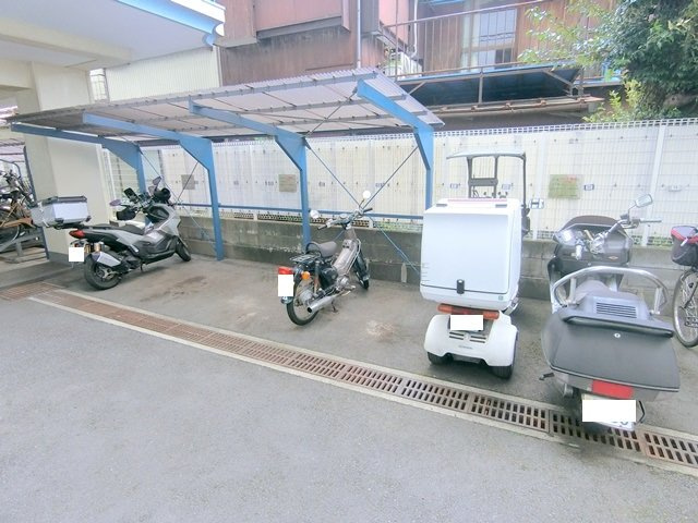 大森山王リハイムのその他共用部分|バイク置き場　空き状況等詳細はお問い合わせください
