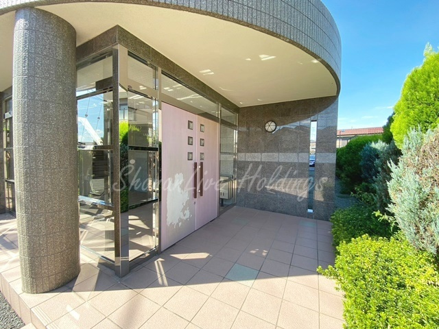 横浜市泉区中田東２丁目の賃貸マンションのエントランス
