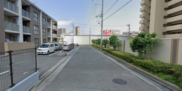クレストフォートの周辺