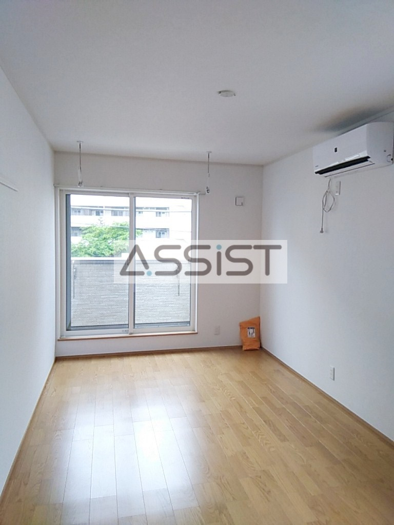 フォレストメゾン西小山の居間・リビング