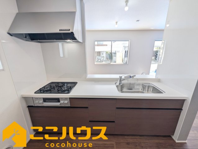 宜野湾市赤道　リーブルガーデン　新築戸建て　全2棟　1号棟のキッチン|家事のしやすいシステムキッチン