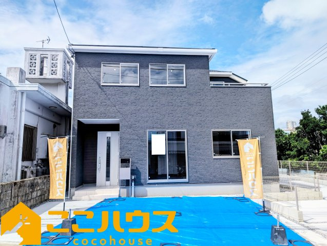 宜野湾市赤道　リーブルガーデン　新築戸建て　全2棟　1号棟の駐車場|駐車スペース3台
