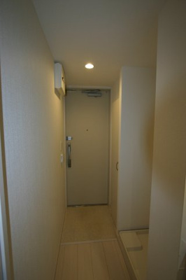 【玄関】 | リブリ・曽根ハイム | ※同タイプの写真となり、実際のお部屋とは異なる場合があります