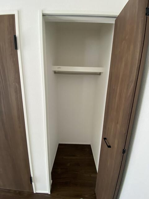 駿東郡清水町徳倉の新築一戸建の収納|１階洋室６．０帖 収納