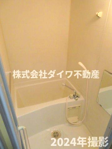 ハイツアイビー111の浴室