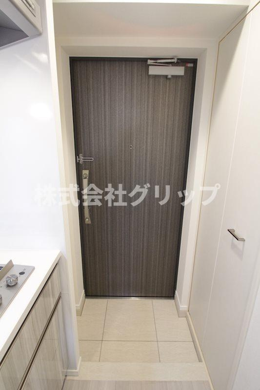 RELUXIA横濱吉野町の玄関