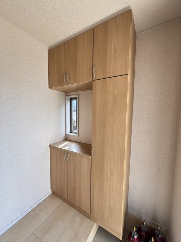 横浜市西区浅間台戸建の玄関