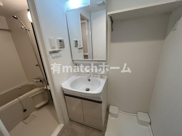 ワールドアイ大阪West Gateの洗面所