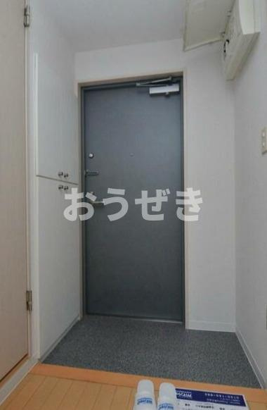 ル　シェルの玄関
