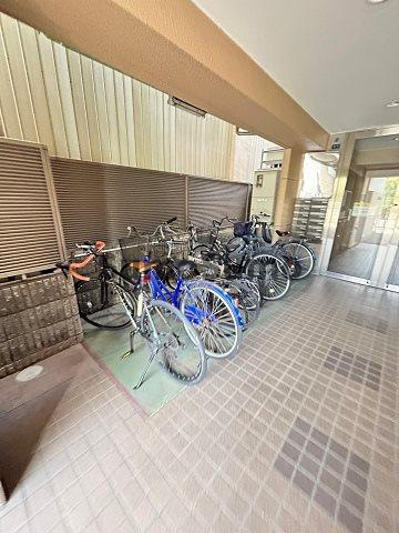 トップハイム・サノのその他共用部分|おしゃれな外観です