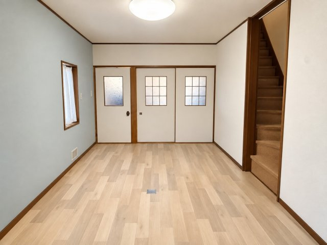 栄町4丁目の居間・リビング|※写真は家具を削除したイメージ画像
