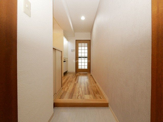 グレース肥後橋の玄関