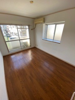 セルダン西芦屋の居間・リビング