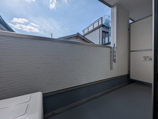 ＣＲＯＵＤ甲子園里中町のバルコニー
