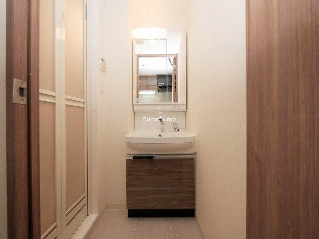 プレサンス松屋町グレースの洗面所