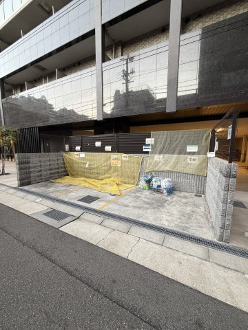 エスリード神戸兵庫駅アクアヴィラの駐車場
