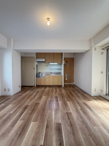 ユニハイム松屋町の居間・リビング