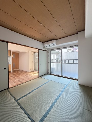 ユニハイム松屋町の和室