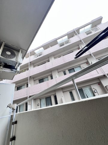 コンフォール高宮東の外観