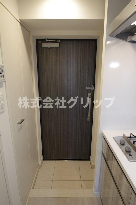RELUXIA横濱吉野町の玄関
